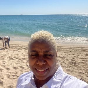 Meet your Posher, Velda